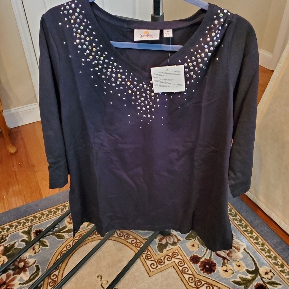 Quaker Factory Top and pants set
